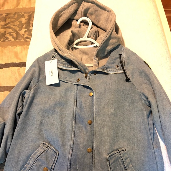 Zaful Jean/ sweater combo - Picture 1 of 4